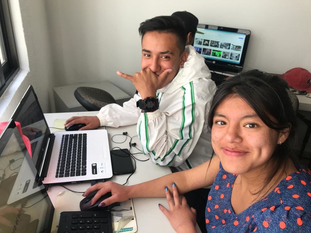 School for young Mexicans socially disadvantaged.