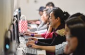School for young Mexicans socially disadvantaged.