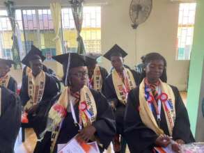 Valedictorian Faith and her colleagues