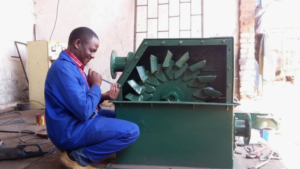 Support Social Entrepreneurs Combat Energy Poverty