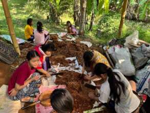 Shredding coconut husks for seedling beds