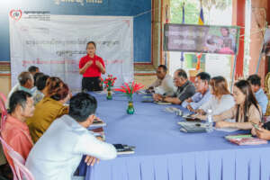 Chanthy addresses another group