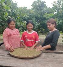 Nary and Narin with their mother