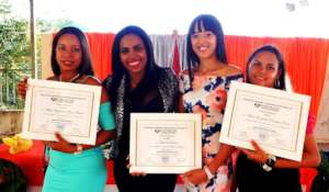 2017 graduates with leader
