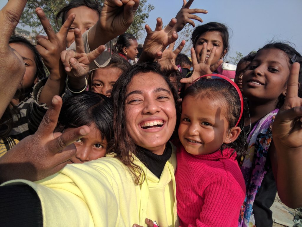 Gift Handwritten Letters to 10000 Refugee Children