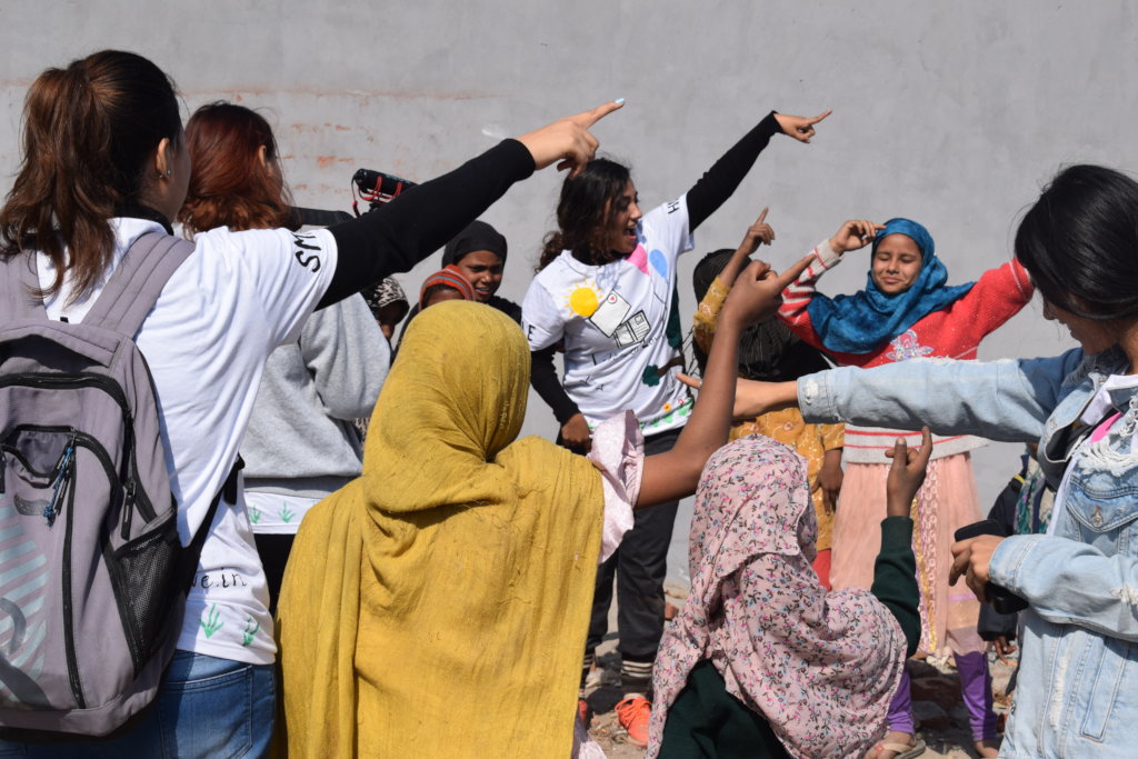 Gift Handwritten Letters to 10000 Refugee Children