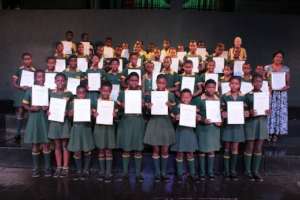 Celimfundo  receives their ABRSM Certificates
