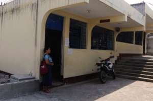 Rebeca waits to meet with Magdalena