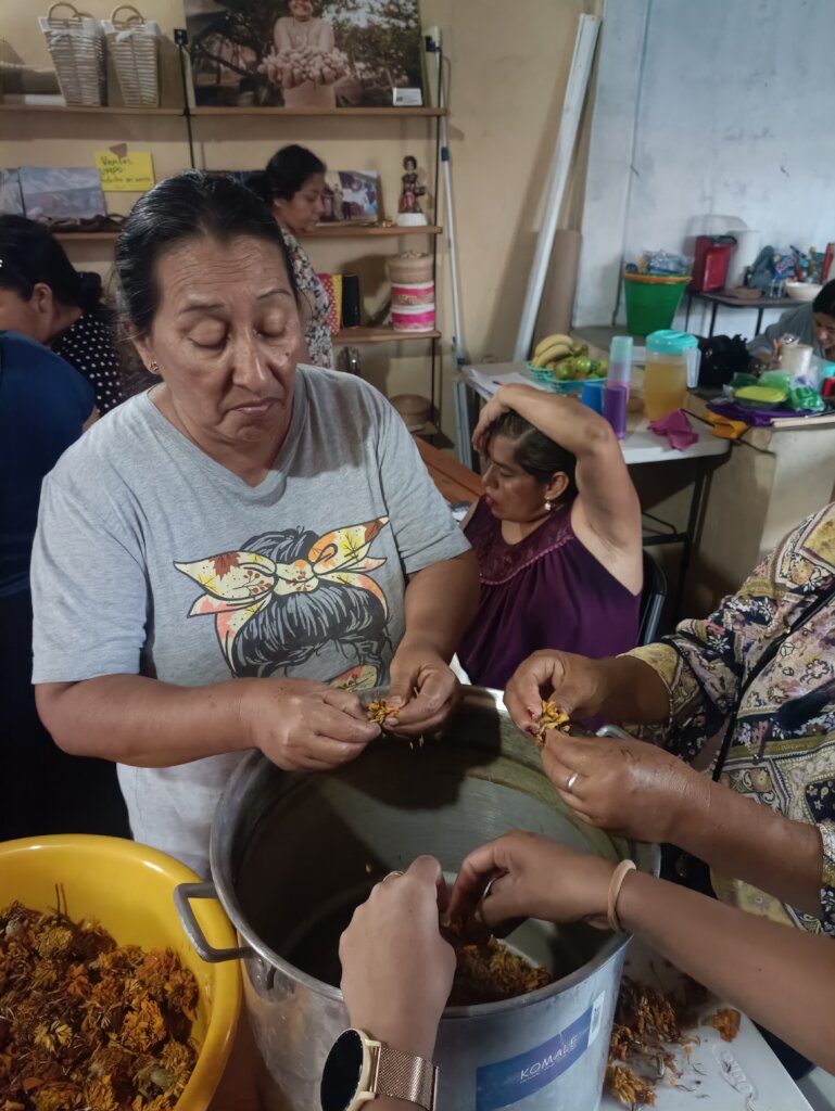 Cempasuchil preparation