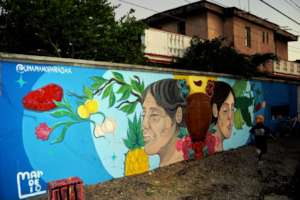 Mar de Lio mural: Estofado, family treasure by JC