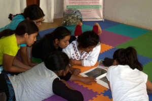Women scholars in photography workshop