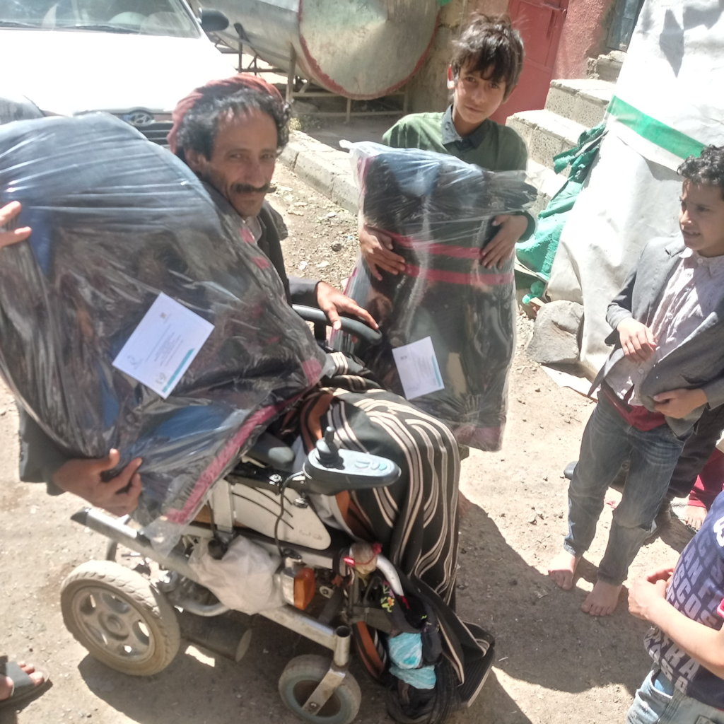 Blankets & Winter Clothes for vulnerable families