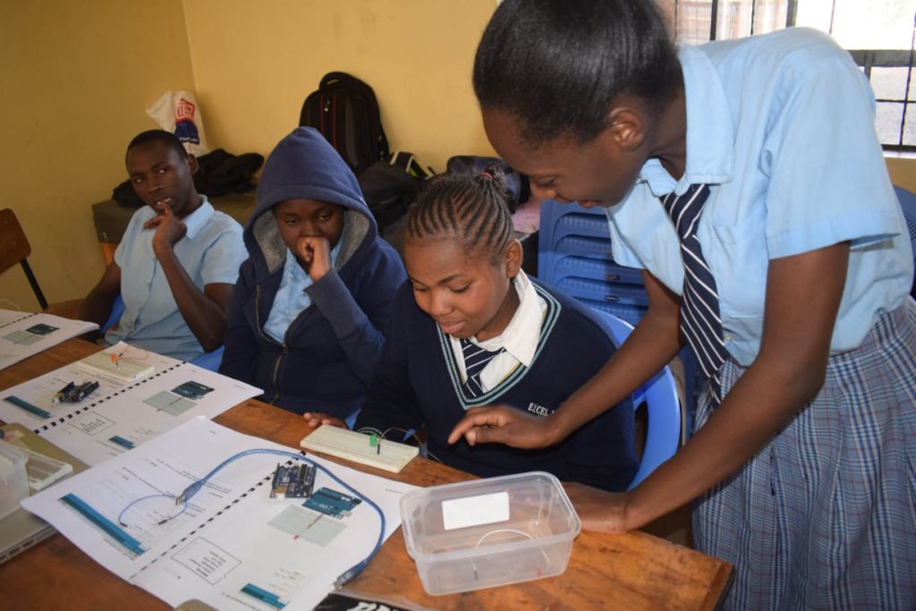 Empower the Careers of 10 Young African Scientists