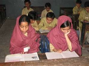 Help working children in Pakistan go to school