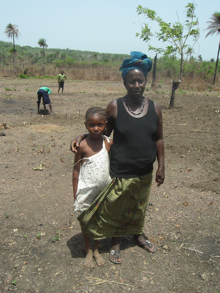 Return 150 children to school in Gbendembu.