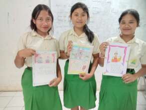 Junior high students' illustrated stories