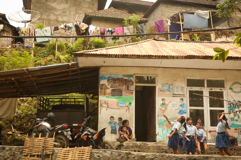 Support Teachers in Remote Village of East Bali