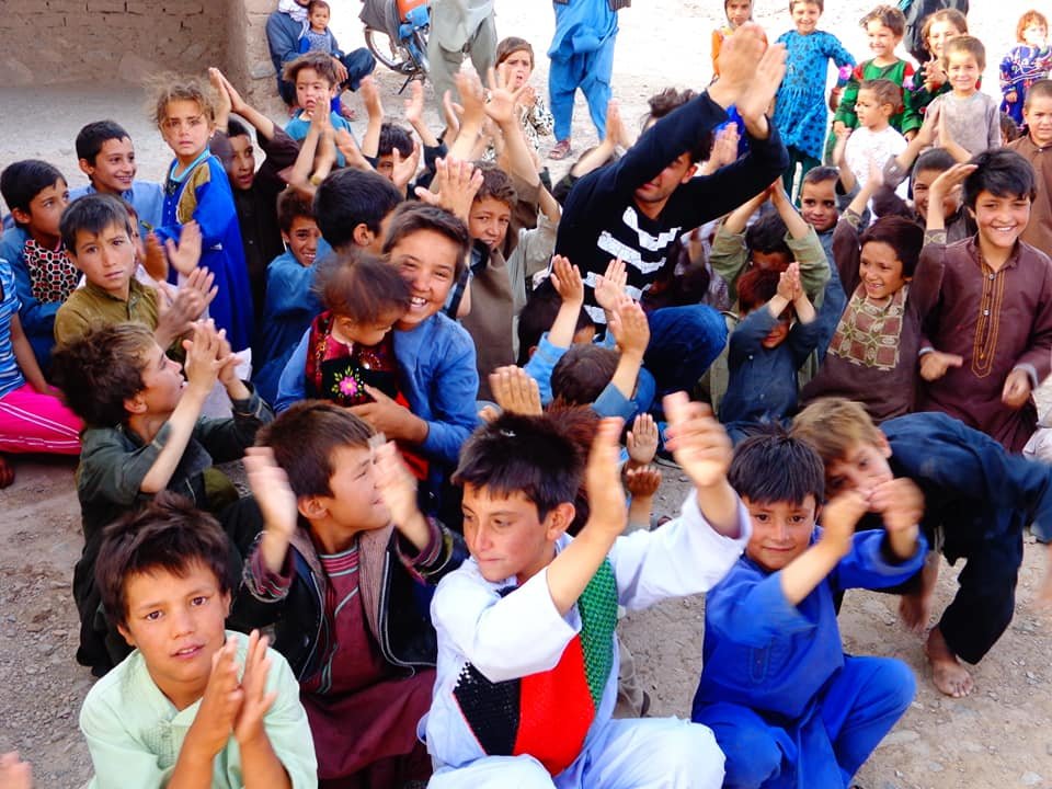 Cheerful Afghan Winter & Summer