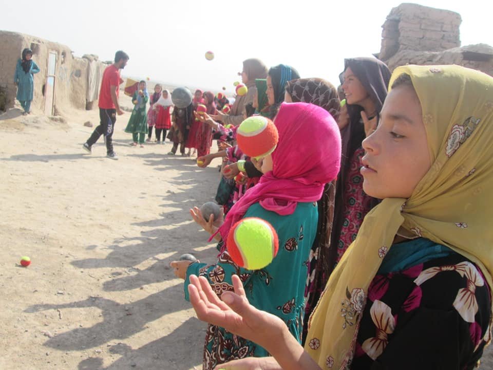 Cheerful Afghan Winter & Summer