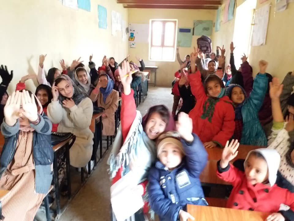 Cheerful Afghan Winter & Summer