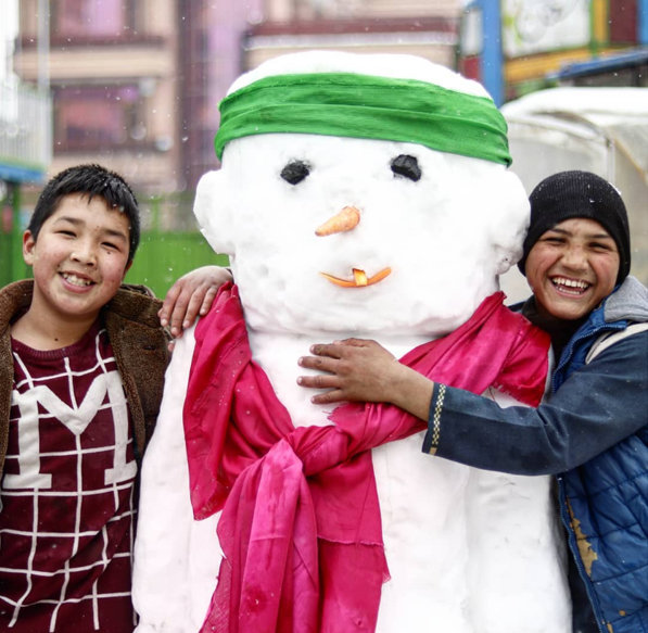 Cheerful Afghan Winter & Summer