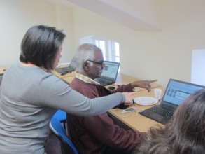 Carers participating in IT Training