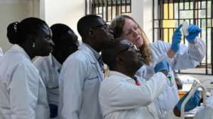Dr. Martha Clokie teaching workshop participants