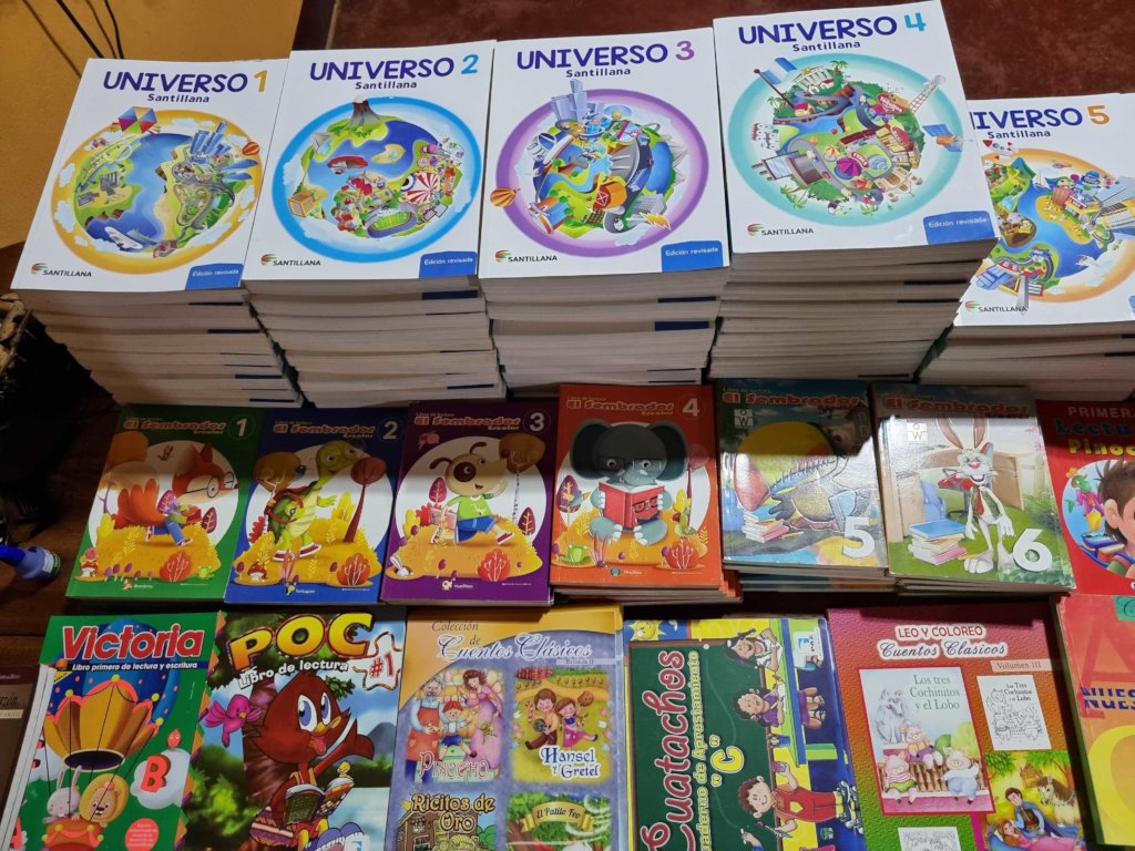 Guatemalan books, in Spanish, just for us