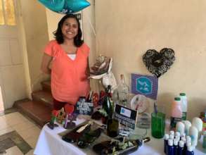 Martha Trujillo, products with recycled materials.
