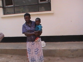 Theresa with her youngest daughter