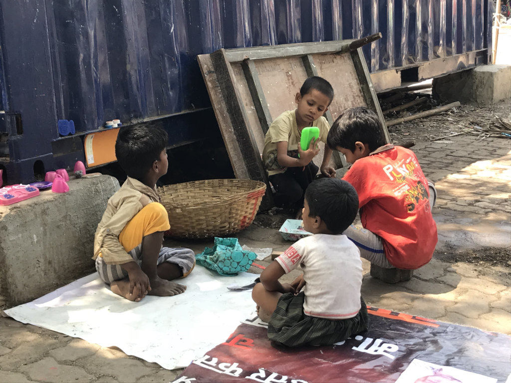 Children at risk: Insecure urban habitats