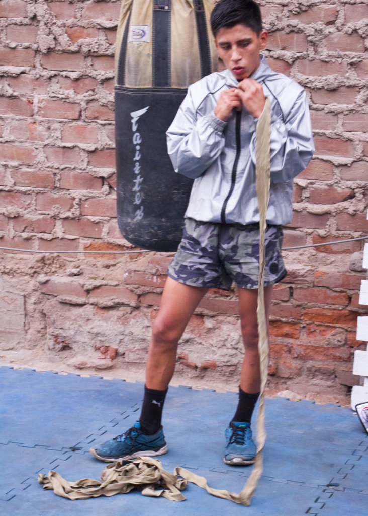 Communitarian Gym for children and youth