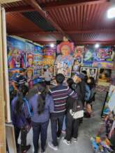 Students captivated by variety of art