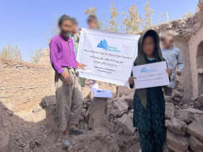 Aid distribution in Herat