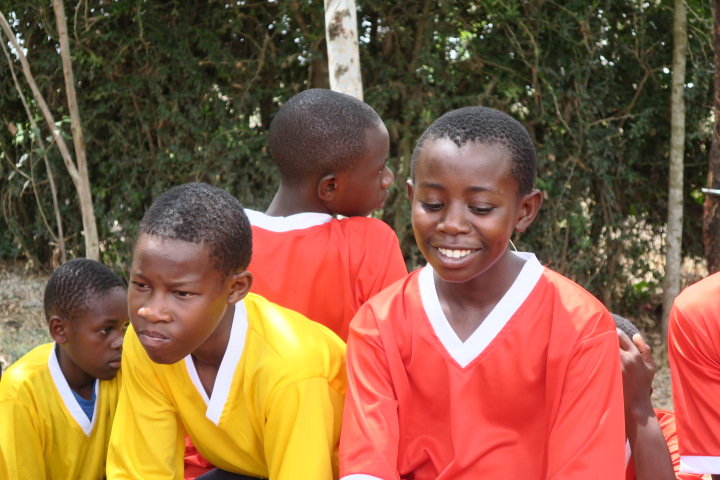 Send 100 kids from Kibera to Holiday Camp!