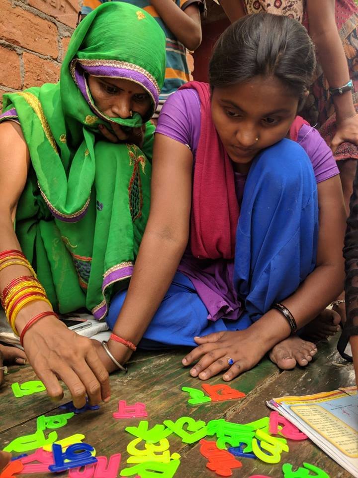Light up Lives! Help 1000 Women Read & Write
