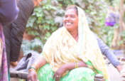 Light up Lives! Help 1000 Women Read & Write