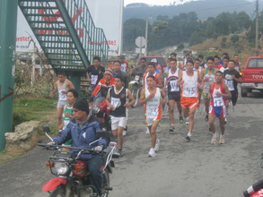 Runners beginning the race for radio's anniversary