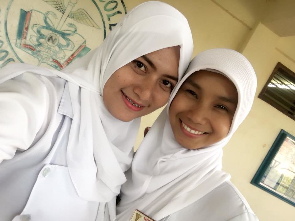 Provide 50 Muslim Filipino Nurses with Supplies