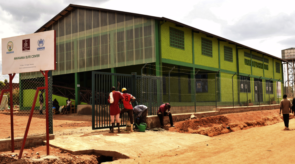 Offer opportunities to refugees in Uganda!