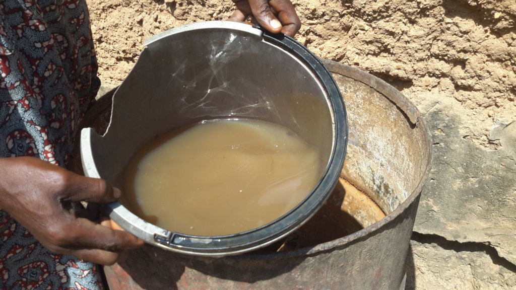 Empower 300 villagers in Ibadan slum, give water!