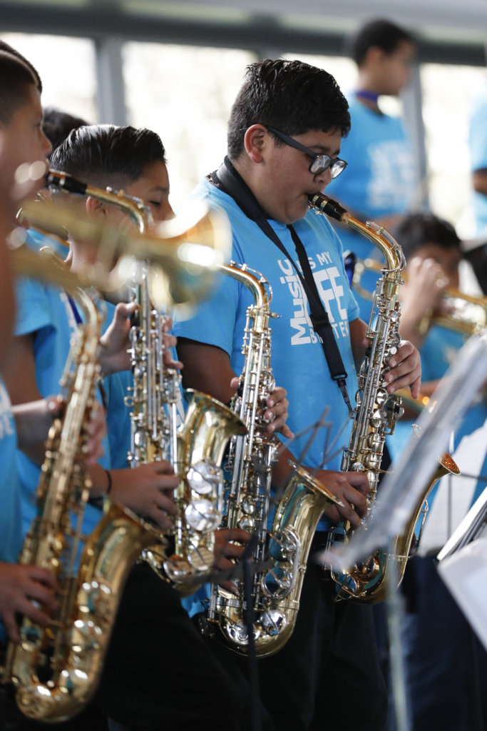 Give In-School Music Classes to Los Angeles Youth