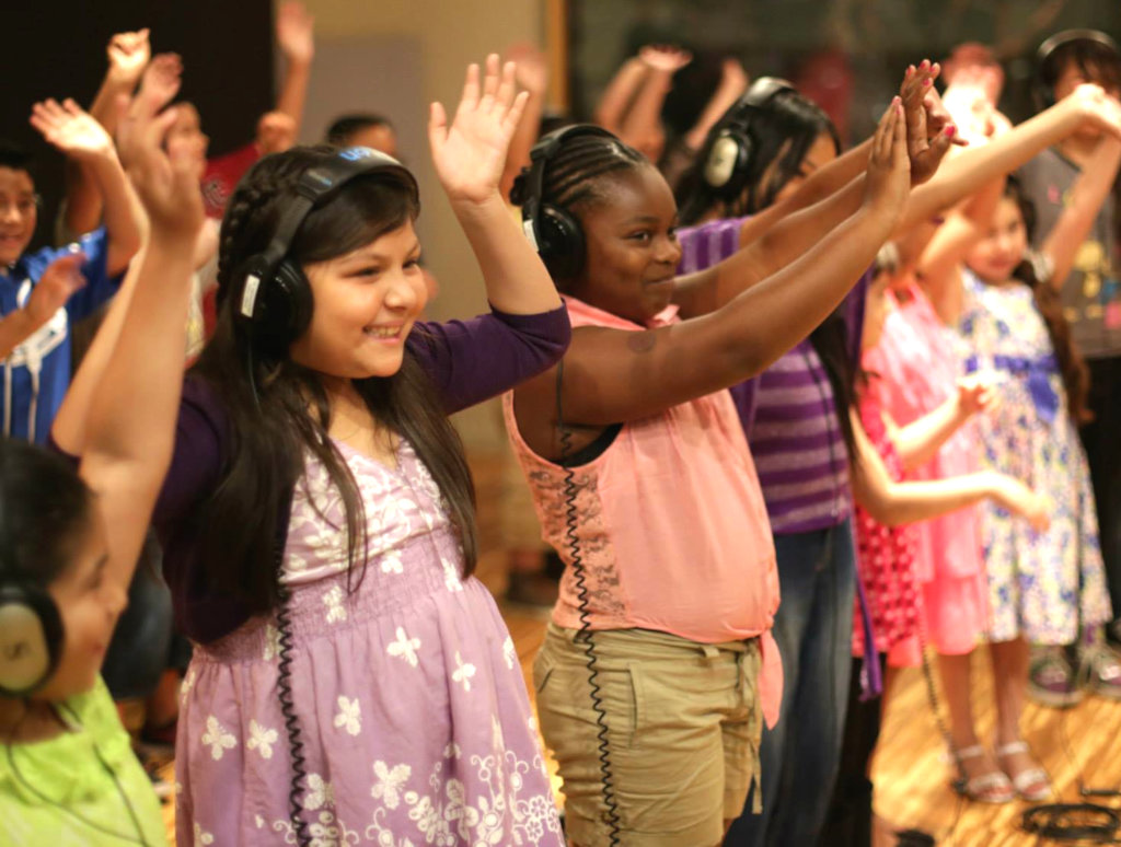 Give In-School Music Classes to Los Angeles Youth