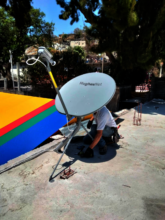Installation antenna on roof of Atzin Centre Mar22