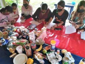 Promoters start to sort foods using traffic light