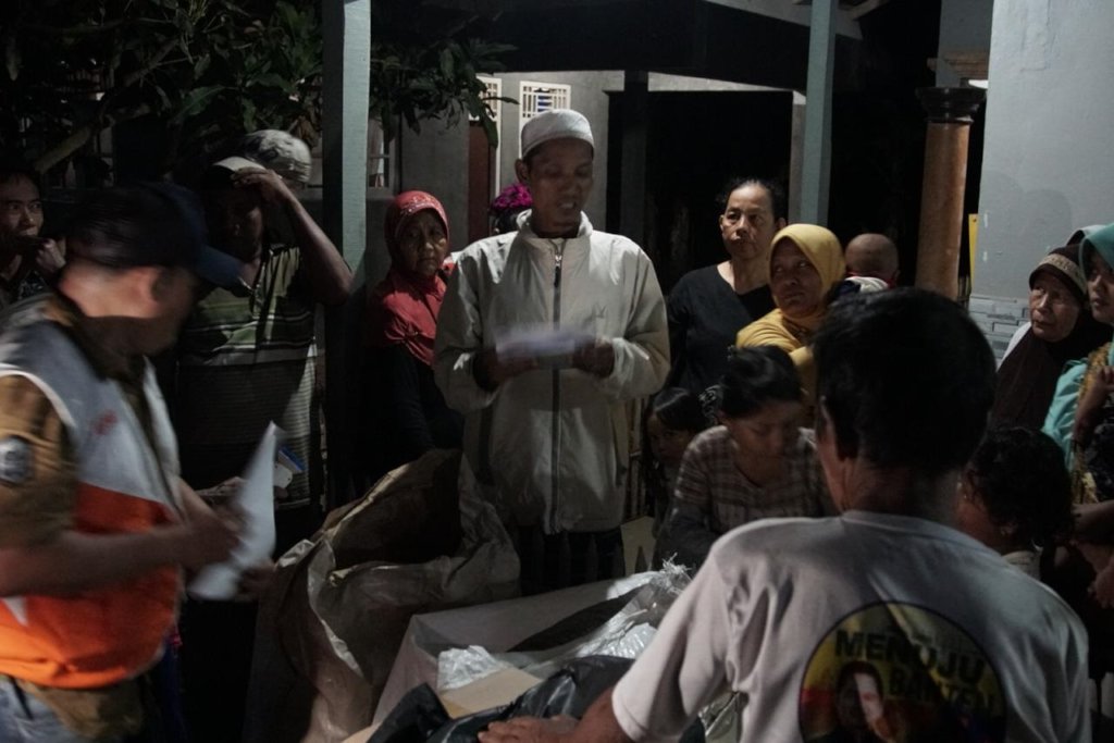 World Vision responding to Sunda Strait Tsunami