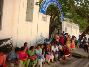 Children visiting the museum in Pondicherry