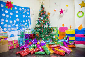 Deck the halls with boughs of holly!
