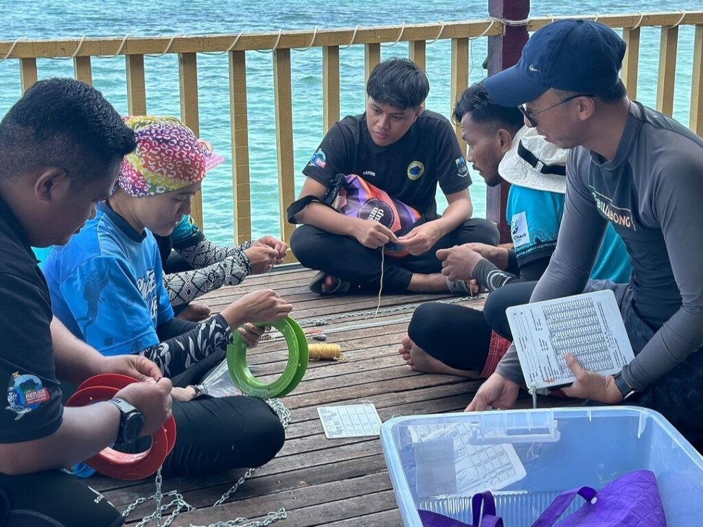 Reef resilience assessment preparation at workshop