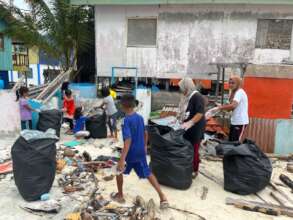 Villagers in Mantanani Island cleaning during ICC